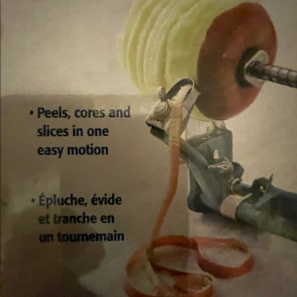 Apple Parer, Corer & Slicer - Picture 3 of 3